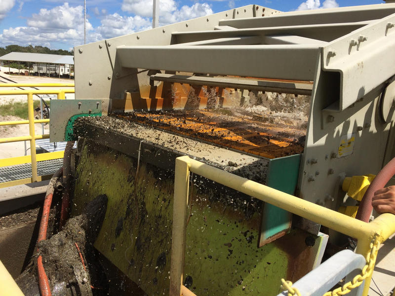 Dredge particle separator at Ortona Sand Mine